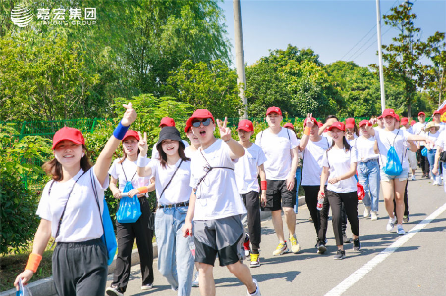 勠力同心使命必达2020营销誓师大会暨湖光映月全民营销启动会圆满举行